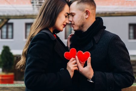 Психолог Ракша порекомендовала отмечать День влюбленных даже одиноким людям