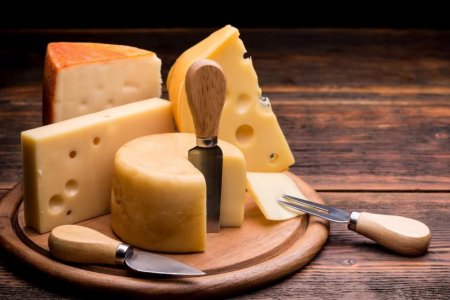 Врач-диетолог Круглова назвала самый вредный сыр для сердца