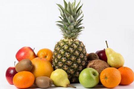 Врач Соломатина заявила об опасности злоупотребления фруктами в пожилом возрасте