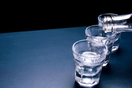 Врач-хирург Умнов рассказал об эффективном способе бросить пить водку